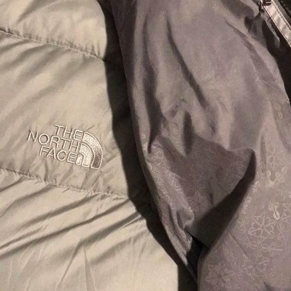 North Face 2 in 1 ski jacket - Picture 5 of 8